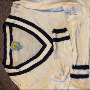 C&c California white and navy sweater wide neck